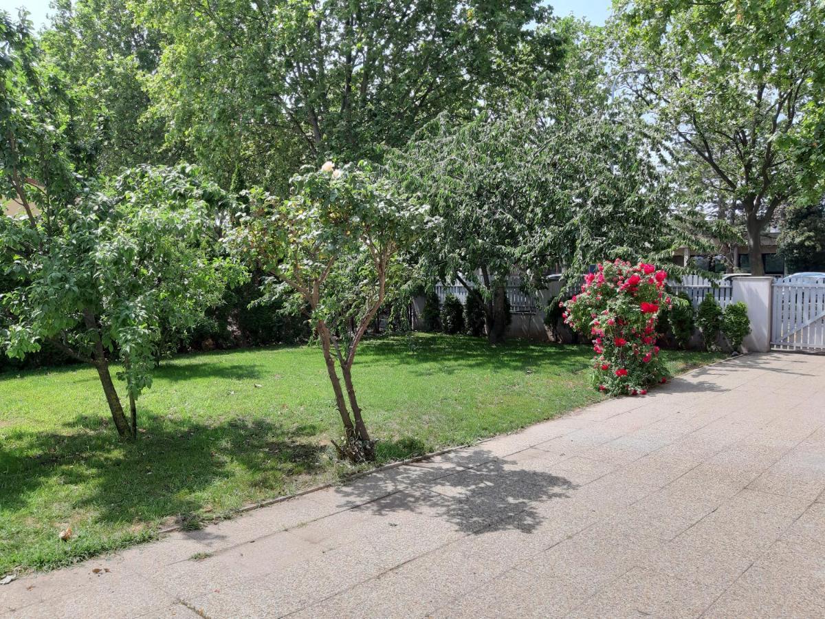 Eisenstadt Apartments Екстериор снимка